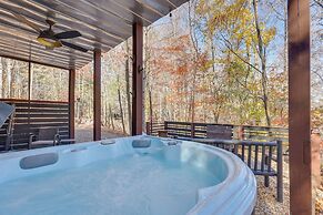 Blue Ridge Log Cabin w/ Hot Tub & Game Room!