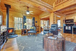 Blue Ridge Log Cabin w/ Hot Tub & Game Room!