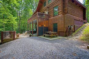 Blue Ridge Log Cabin w/ Hot Tub & Game Room!