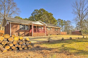 Dreamy Acworth Home w/ Resort-style Amenities!