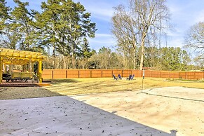 Dreamy Acworth Home w/ Resort-style Amenities!