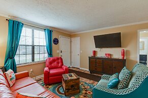 Charming Nashville Home Near Restaurants & Bars!