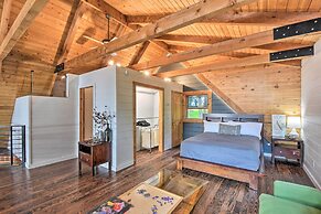 Luxe Jasper Cabin w/ Deck + Blue Ridge Mtn Views!