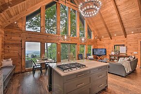 Luxe Jasper Cabin w/ Deck + Blue Ridge Mtn Views!