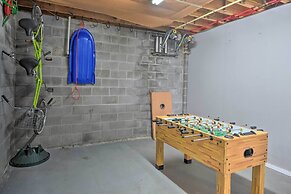 Luxe Jasper Cabin w/ Deck + Blue Ridge Mtn Views!