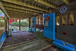Waterfront Midway Home w/ Sunroom & Large Yard