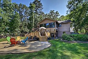 Waterfront Midway Home w/ Sunroom & Large Yard