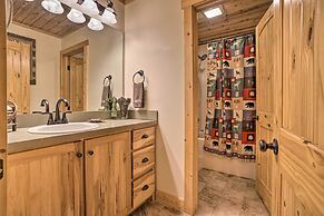 Outdoor Adventure - Charming Cabin w/ Hot Tub