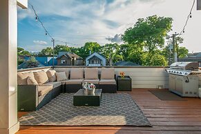 Nashville Home w/ Rooftop Deck < 2 Mi to Dtwn