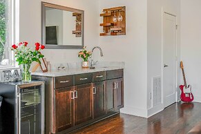 Nashville Home w/ Rooftop Deck < 2 Mi to Dtwn