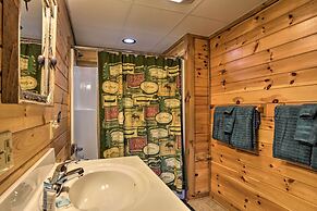 Luxe Blue Ridge Cabin Chasing Dreams w/ Hot Tub