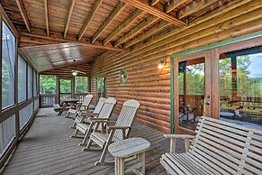 Luxe Blue Ridge Cabin Chasing Dreams w/ Hot Tub