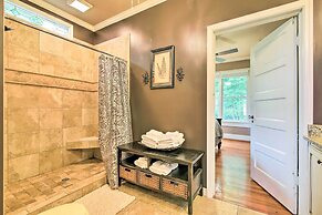 Cloudland Retreat w/ Mountain & Valley Views!