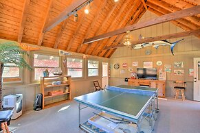 Picturesque Sky Haus Sanctuary w/ Mountain Views