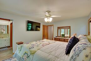 Cozy Blairsville Cabin: 2 Mi to Vogel State Park!