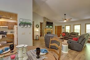 Cozy Blairsville Cabin: 2 Mi to Vogel State Park!