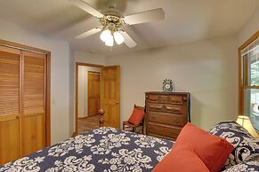 Cozy Blairsville Cabin: 2 Mi to Vogel State Park!