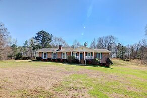 Family-friendly Georgia Vacation Home!