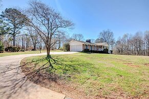 Family-friendly Georgia Vacation Home!