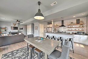 0660: Dtwn Salida Condo w/ Balcony