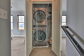 0660: Dtwn Salida Condo w/ Balcony