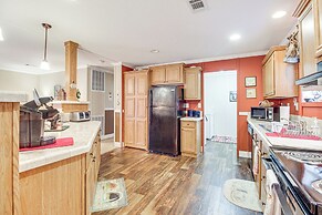 Wfh-friendly: Rural & Secluded Gem in Claxton!