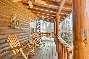 Lake Hartwell Lodge w/ Dock, Theater + Hot Tub!