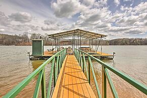 Lake Hartwell Lodge w/ Dock, Theater + Hot Tub!