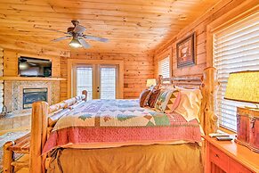 Lake Hartwell Lodge w/ Dock, Theater + Hot Tub!