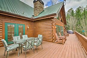 Lake Hartwell Lodge w/ Dock, Theater + Hot Tub!