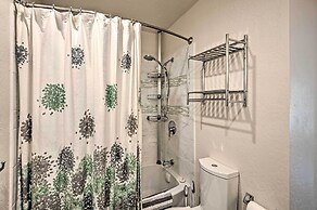 2 Mi to Heavenly Mountain: Tahoe Retreat w/ Views