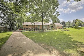 Nashville Apt w/ Patio, 3 Mi to Grand Ole Opry