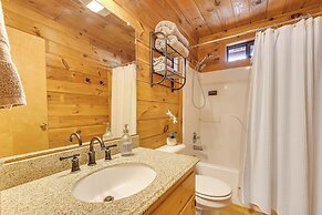 Cozy Cabin in Private Location w/ Hot Tub & Grill!