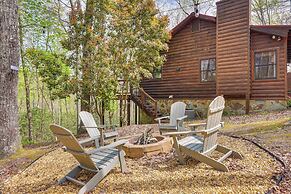 Cozy Cabin in Private Location w/ Hot Tub & Grill!