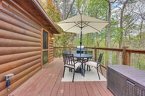 Cozy Cabin in Private Location w/ Hot Tub & Grill!