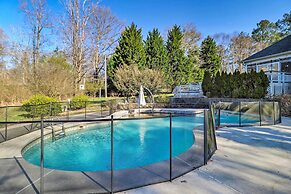 Spacious Stockbridge Manor: Pool Table, 2 Kitchens