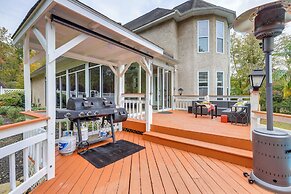 Spacious Stockbridge Manor: Pool Table, 2 Kitchens