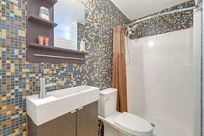 Spacious Stockbridge Manor: Pool Table, 2 Kitchens