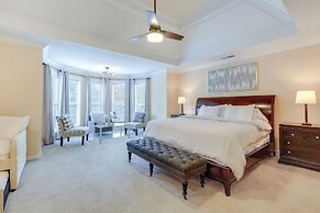 Spacious Stockbridge Manor: Pool Table, 2 Kitchens