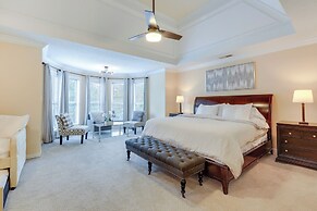 Spacious Stockbridge Manor: Pool Table, 2 Kitchens