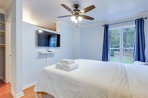 Spacious Stockbridge Manor: Pool Table, 2 Kitchens