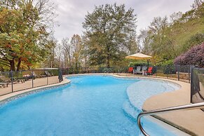 Spacious Stockbridge Manor: Pool Table, 2 Kitchens