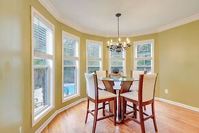 Spacious Stockbridge Manor: Pool Table, 2 Kitchens