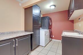 Spacious Stockbridge Manor: Pool Table, 2 Kitchens