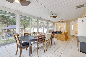 Spacious Stockbridge Manor: Pool Table, 2 Kitchens