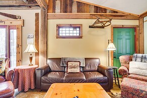 Jasper '7 Timbers' Cabin on 10 Acres w/ a Creek!