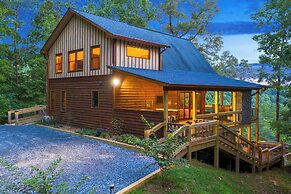Creekside Cabin w/ Hot Tub, Mtn Views & More!