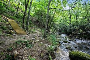 Creekside Cabin w/ Hot Tub, Mtn Views & More!