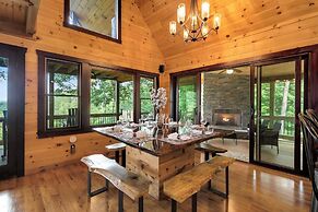 Creekside Cabin w/ Hot Tub, Mtn Views & More!