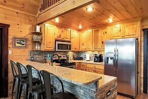 Creekside Cabin w/ Hot Tub, Mtn Views & More!